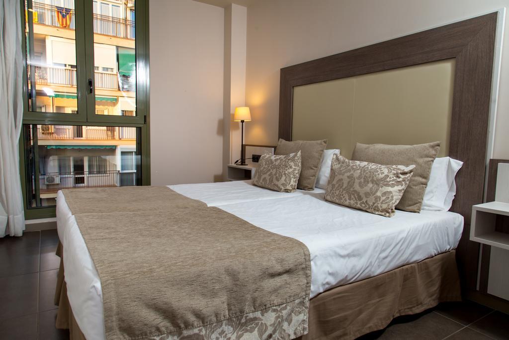 Pierre & Vacances Barcelona Sants Luaran gambar